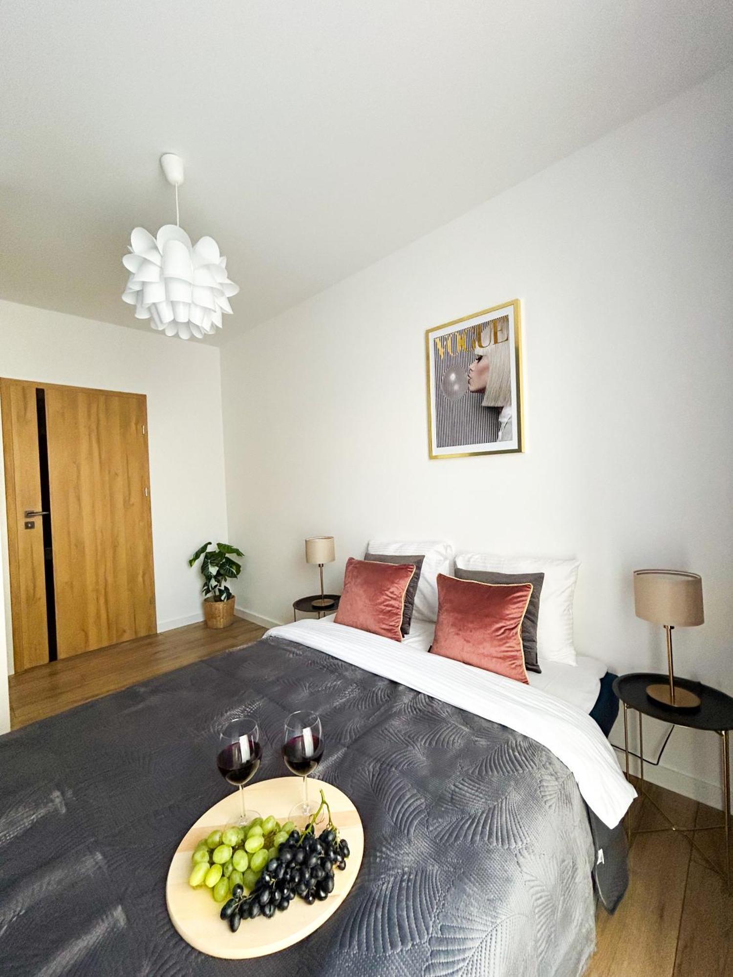 Lumina Stylish 3-Room Apart With Balcony Lodž Exteriér fotografie