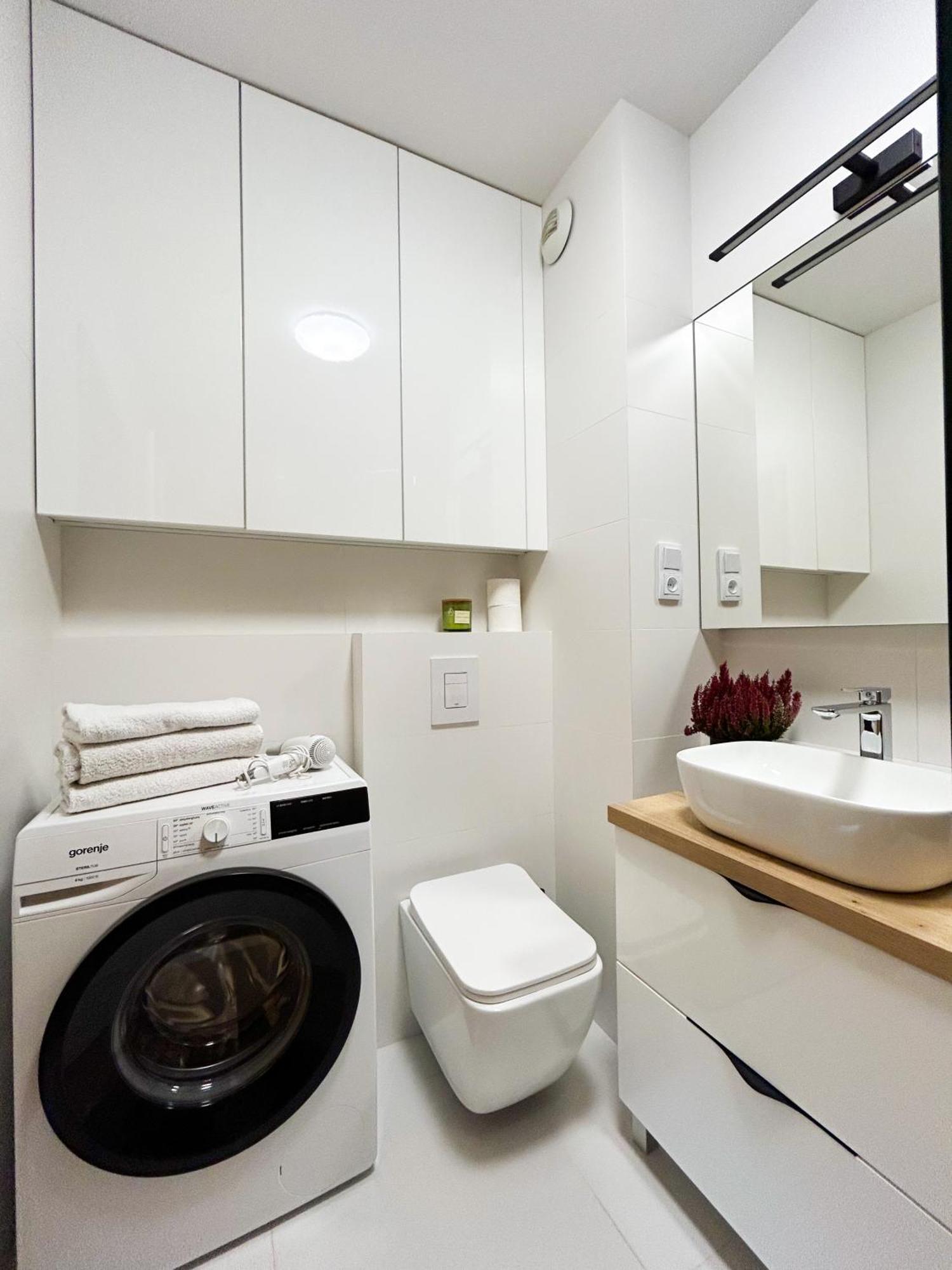 Lumina Stylish 3-Room Apart With Balcony Lodž Exteriér fotografie